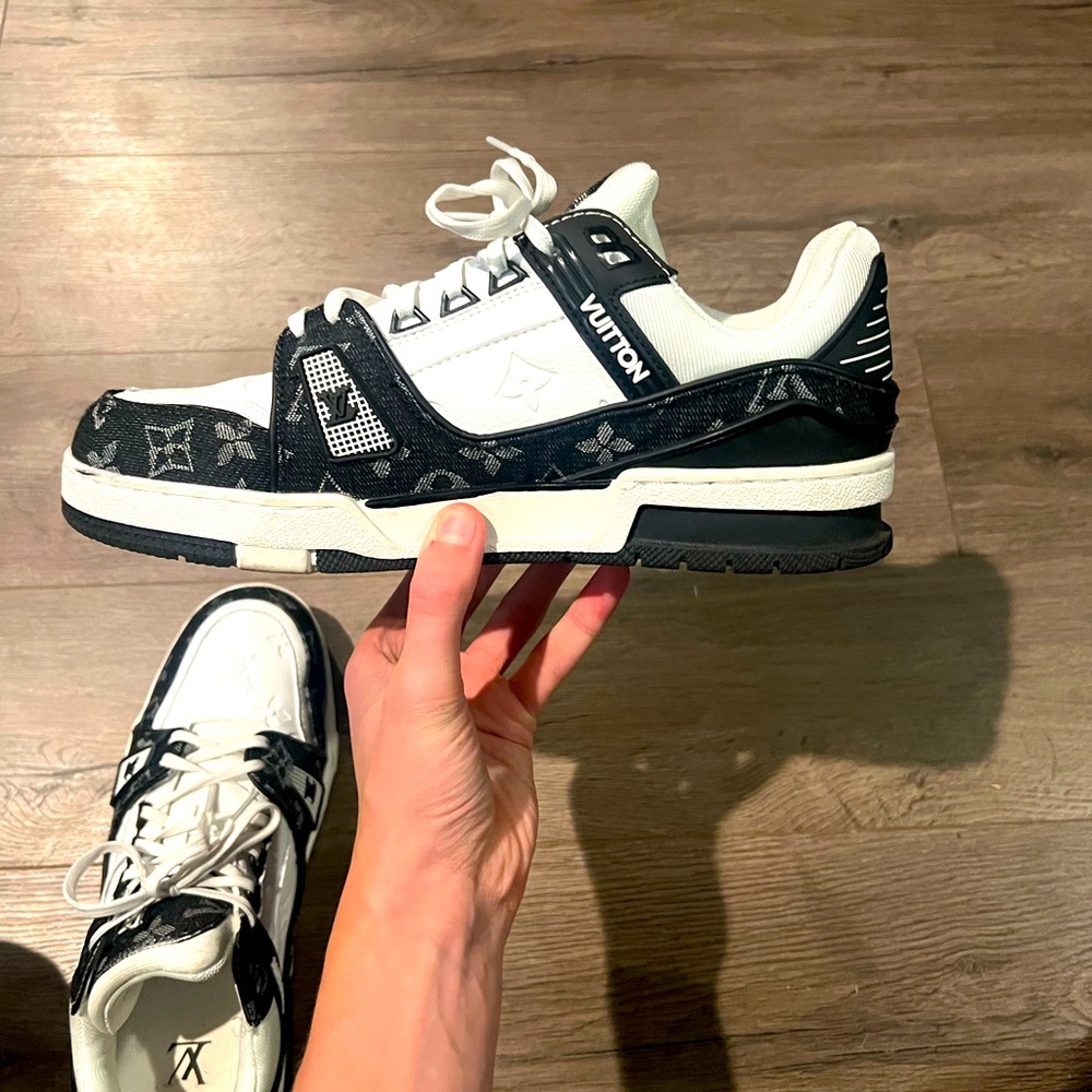 Gently used Louis Vuttion shoes WILL NEGOTIATE!!